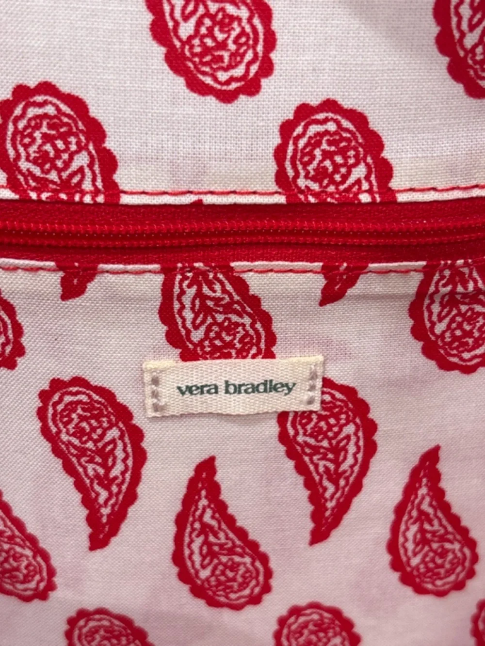 Vera Bradley Small Banbury Backpack Paisley Key White Red NEW